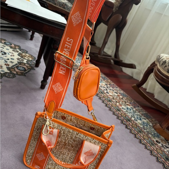 Steve Madden Mango Orange Straw Bwebber Crossbody Purse Tote and Coin Purse - Picture 4 of 6